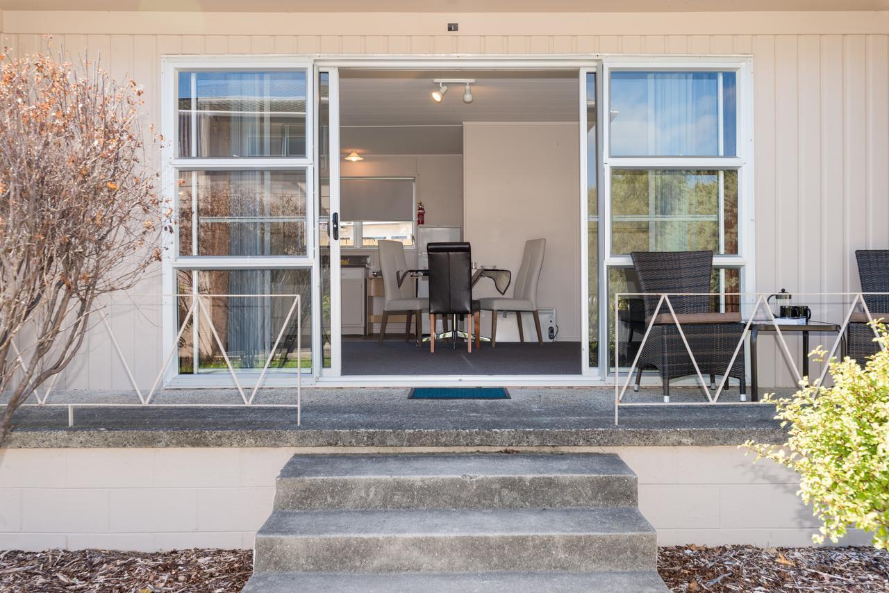 Waitangi Beach Units Exterior photo