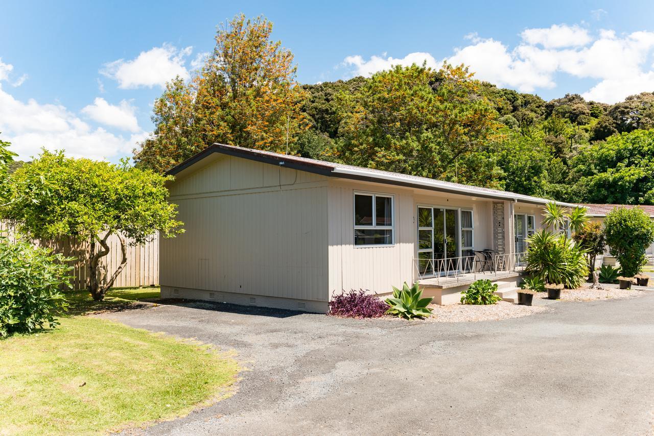 Waitangi Beach Units Exterior photo